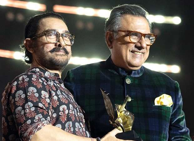 Aamir Khan receives maiden RK Laxman Excellence Award at MCA Stadium ceremony : Bollywood News - Bollywood Hungama