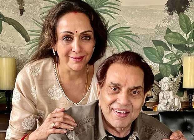 Hema Malini posts emotional homage to Dharmendra, remembering his legacy, warmth, and their years together: “The vacuum will last through my life” : Bollywood News - Bollywood Hungama
