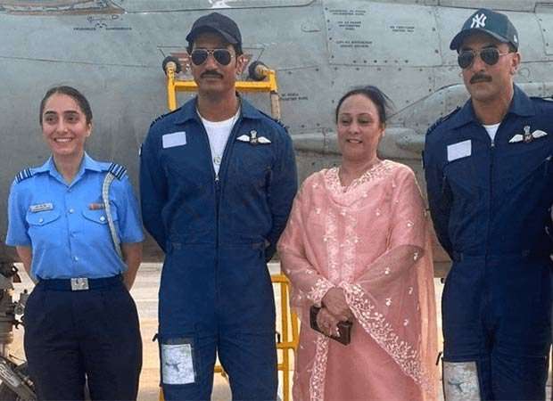 Ranbir Kapoor and Vicky Kaushal go viral in air force uniforms as behind-the-scenes photos from Love and War surface : Bollywood News - Bollywood Hungama
