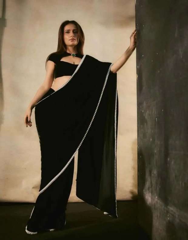 Fatima Sana Shaikh radiates classic elegance in a series of ethnic looks for Gustaakh Ishq promotions, celebrating the film’s soft and romantic essence