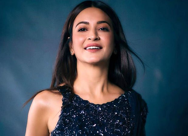 Kriti Kharbanda issues public alert over WhatsApp identity theft: “Not cool. Not my number” : Bollywood News - Bollywood Hungama
