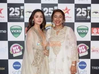 Photos: Alia Bhatt, Daisy Shah, Manoj Bajpayee and others grace the red carpet of the 25th ITA Awards | Parties & Events - Bollywood Hungama