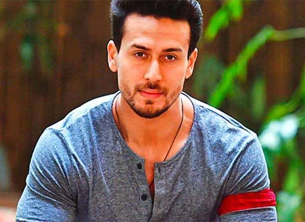 Tiger Shroff leads Shooting Stars 2025 as face of Maharashtra’s Project Mahadeva; actor joins special celebrity football match in Mumbai