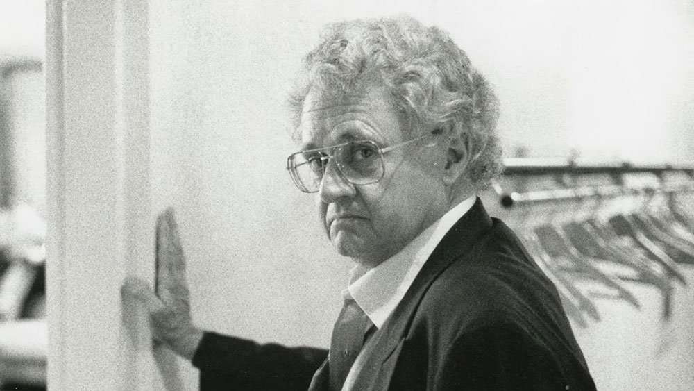 Real 2 Reel: A Savage Art (The Life & Cartoons of Pat Oliphant) - Morbidly Beautiful