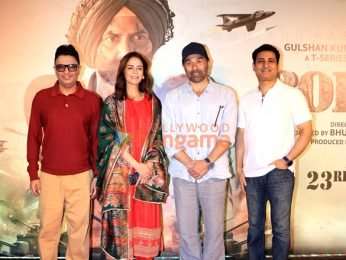 Photos: Sunny Deol, Varun Dhawan, Suniel Shetty, Sonam Bajwa and others grace the premiere of Border 2 | Parties & Events - Bollywood Hungama