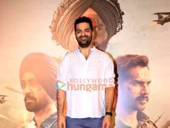 Photos: Sunny Deol, Varun Dhawan, Suniel Shetty, Sonam Bajwa and others grace the premiere of Border 2 | Parties & Events - Bollywood Hungama