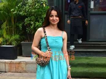 Photos: Mahima Makwana snapped in Juhu | Parties & Events - Bollywood Hungama