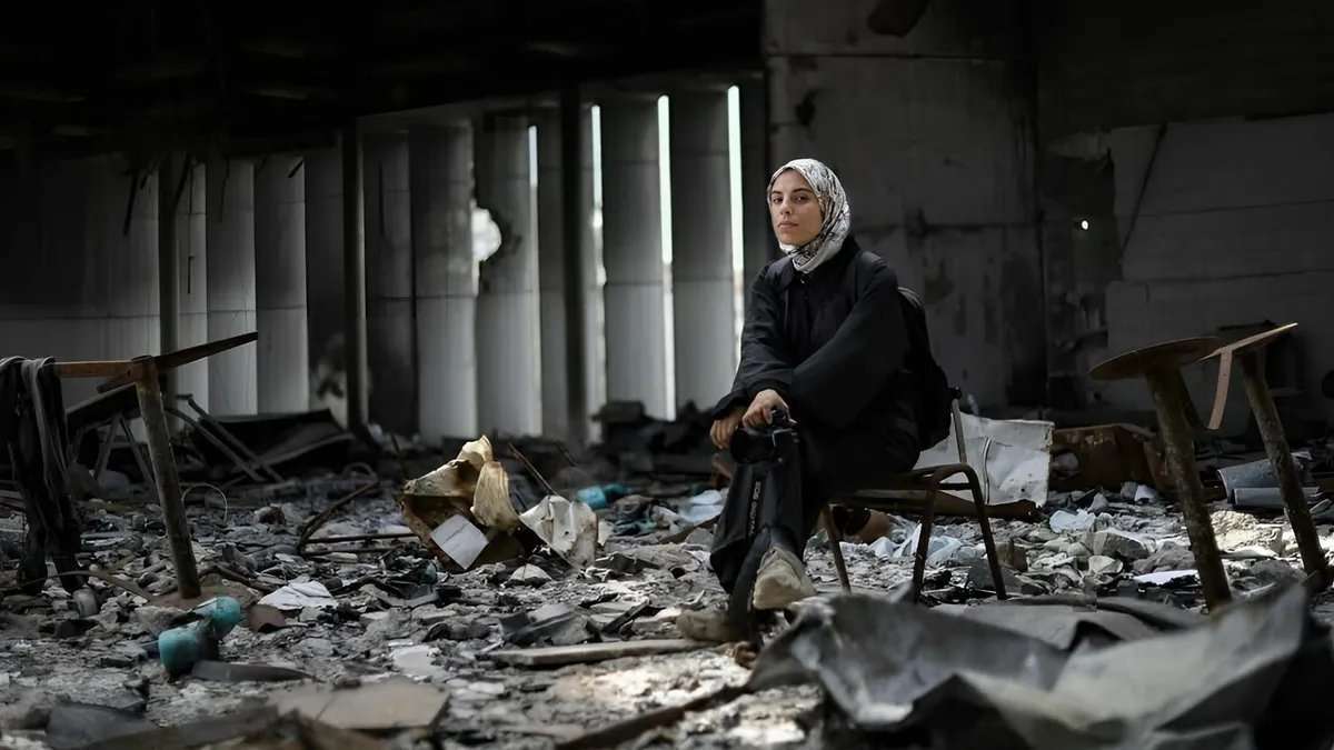 Put Your Soul On Your Hand And Walk - Film Review - Eye For Film