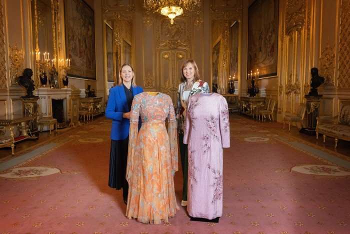 Fiona Bruce and Caroline de Guitaut.