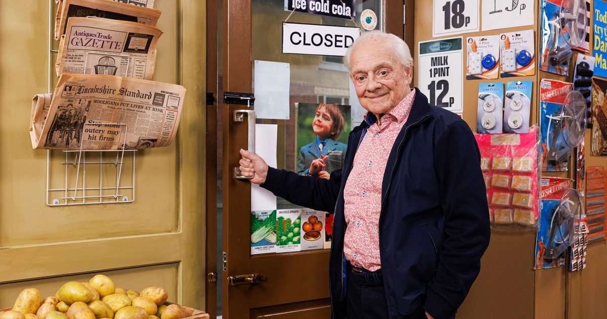British TV icon David Jason reveals why he almost didn't get cast as Del Boy in Only Fools and Horses