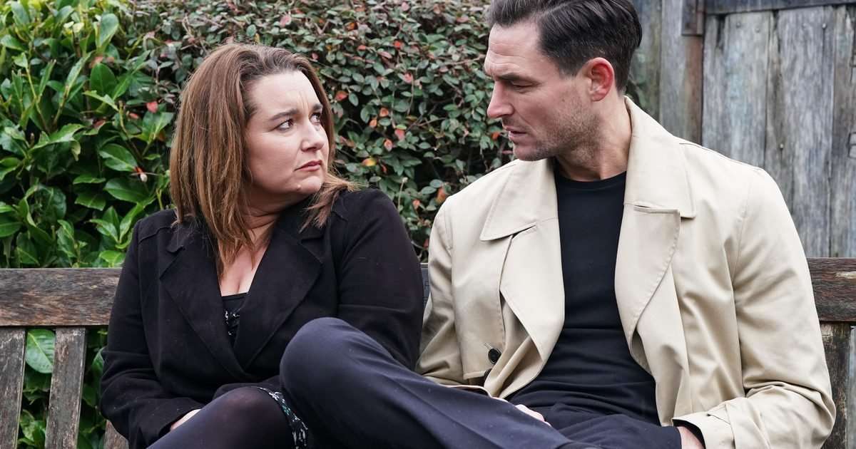 EastEnders blackmail intensifies as Vicki Fowler accuses innocent locals in early BBC iPlayer release