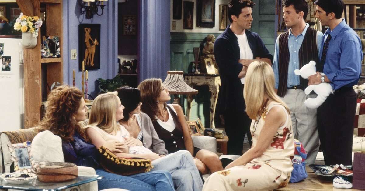 Friends icon Lisa Kudrow reveals eye-watering amounts cast get from endless reruns of beloved sitcom