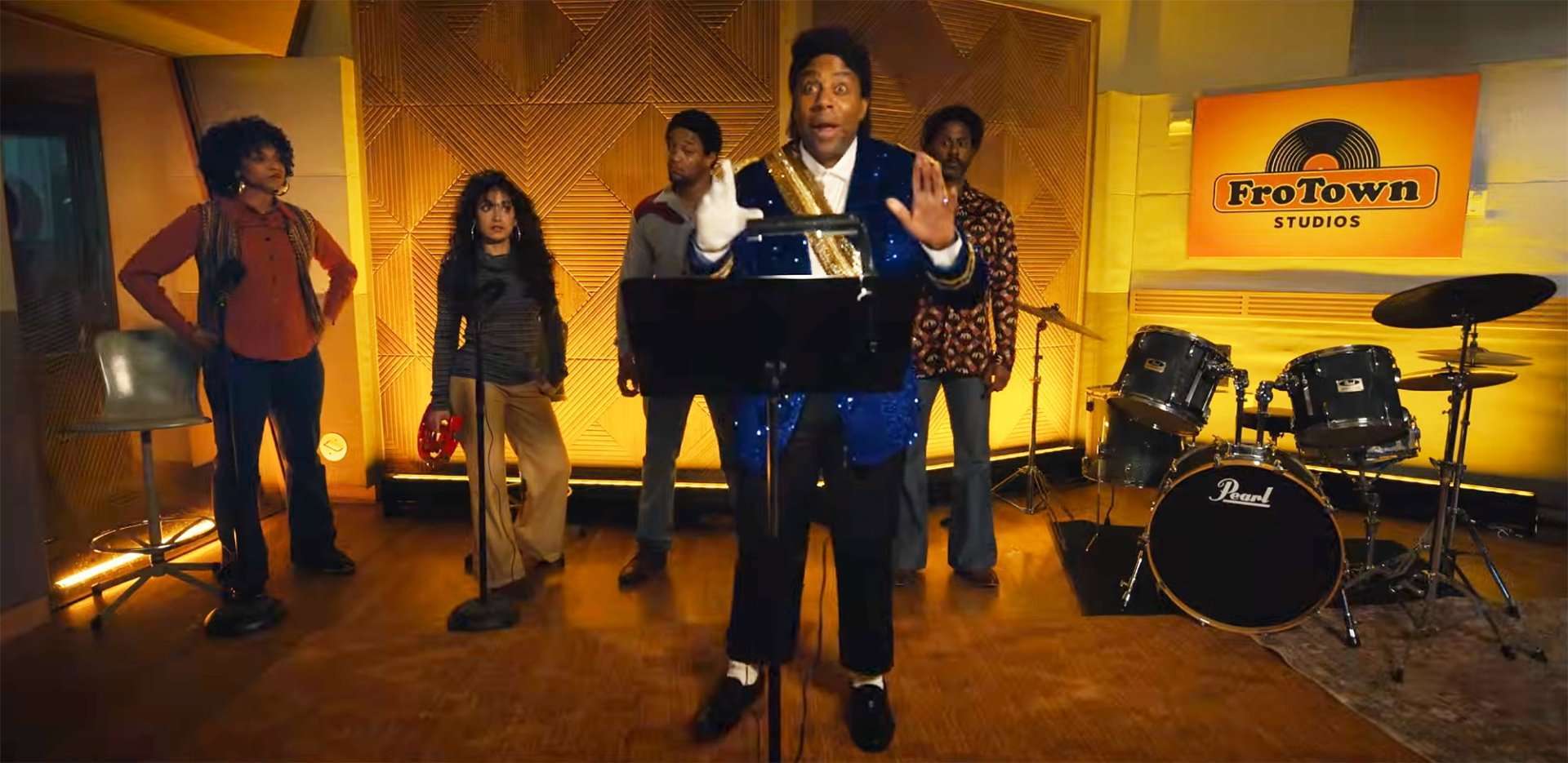 Funny New Promo Spot for 'Scary Movie' Sequel Riffing on 'Michael' | FirstShowing.net