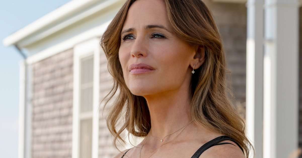 Jennifer Garner and Humans favourite's "glossy, sun-soaked" drama series releases first look as UK home revealed