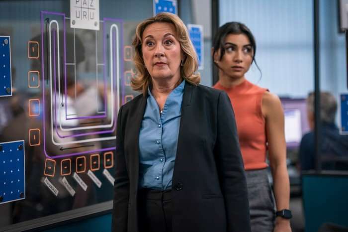 Dorothy Atkinson as DCS Carol Shaw and Rumi Sutton as DC Caitlin Sullivan in Ludwig.