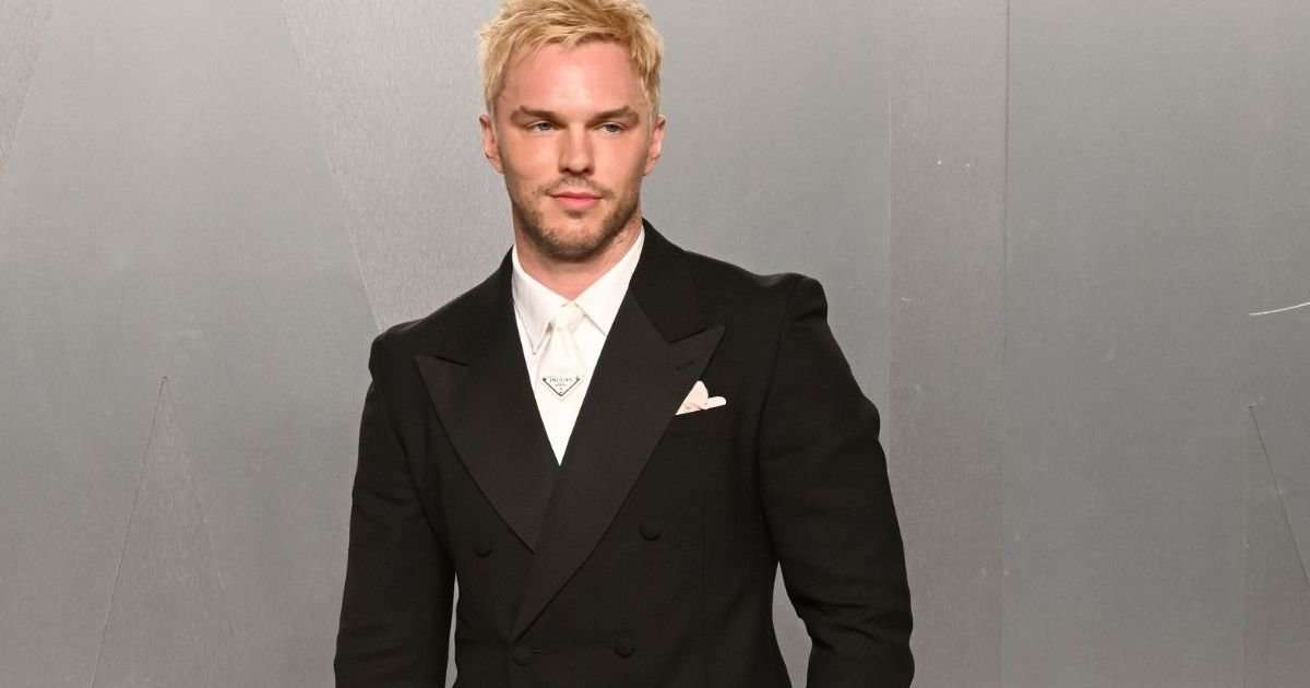 Nicholas Hoult & Deadpool 2 Director's New Heist Comedy Gets 1st Trailer