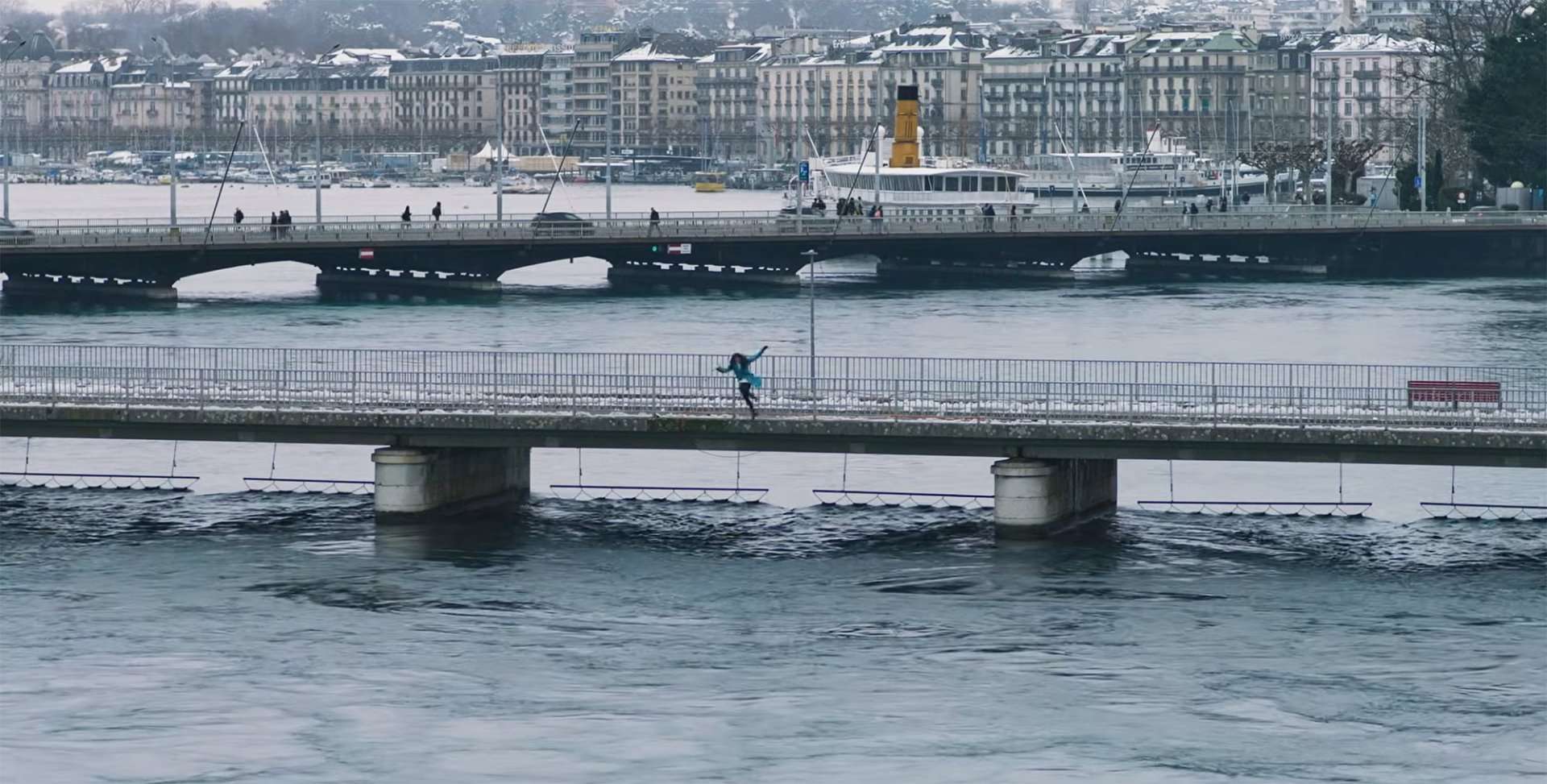 Official US Trailer for 'The Currents' Following an Argentinian Woman | FirstShowing.net