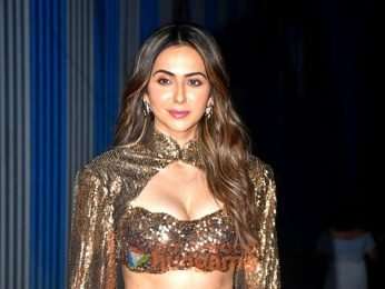 Photos: Ayushmann Khurrana, Sara Ali Khan, Rakul Preet Singh, Wamiqa Gabbi and others snapped during the song shoot of their film Pati Patni Aur Woh Do