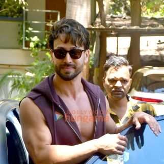 Photos: Tiger Shroff snapped in Versova