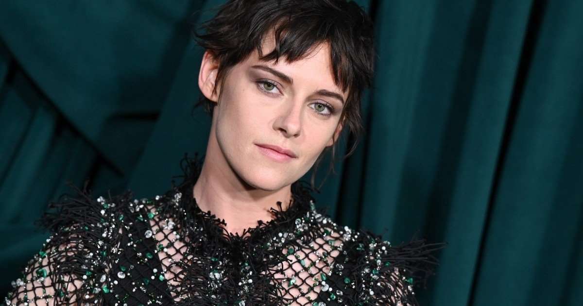 Seth Rogen & Kristen Stewart's New Stoner Comedy Sets Release Date With Teaser