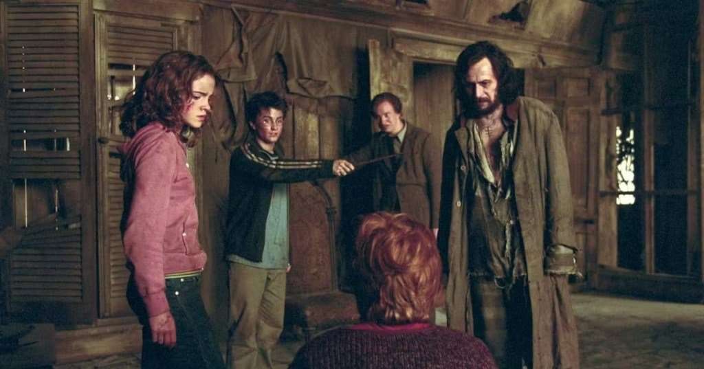 15 Big Plot Holes Nobody Actually Cares About | Den of Geek