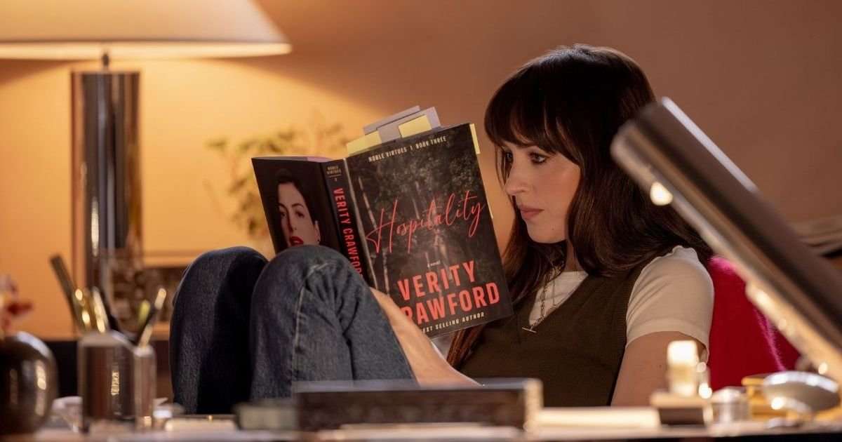 Verity Trailer Review: Anne Hathaway Psychological Thriller Promises Tons of Mystery