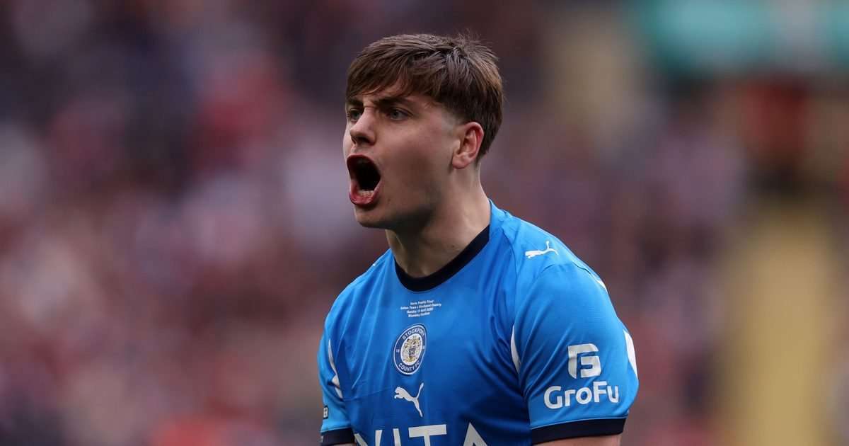 What channel is Stockport County v Mansfield League One match on? TV coverage, live stream and kick-off time