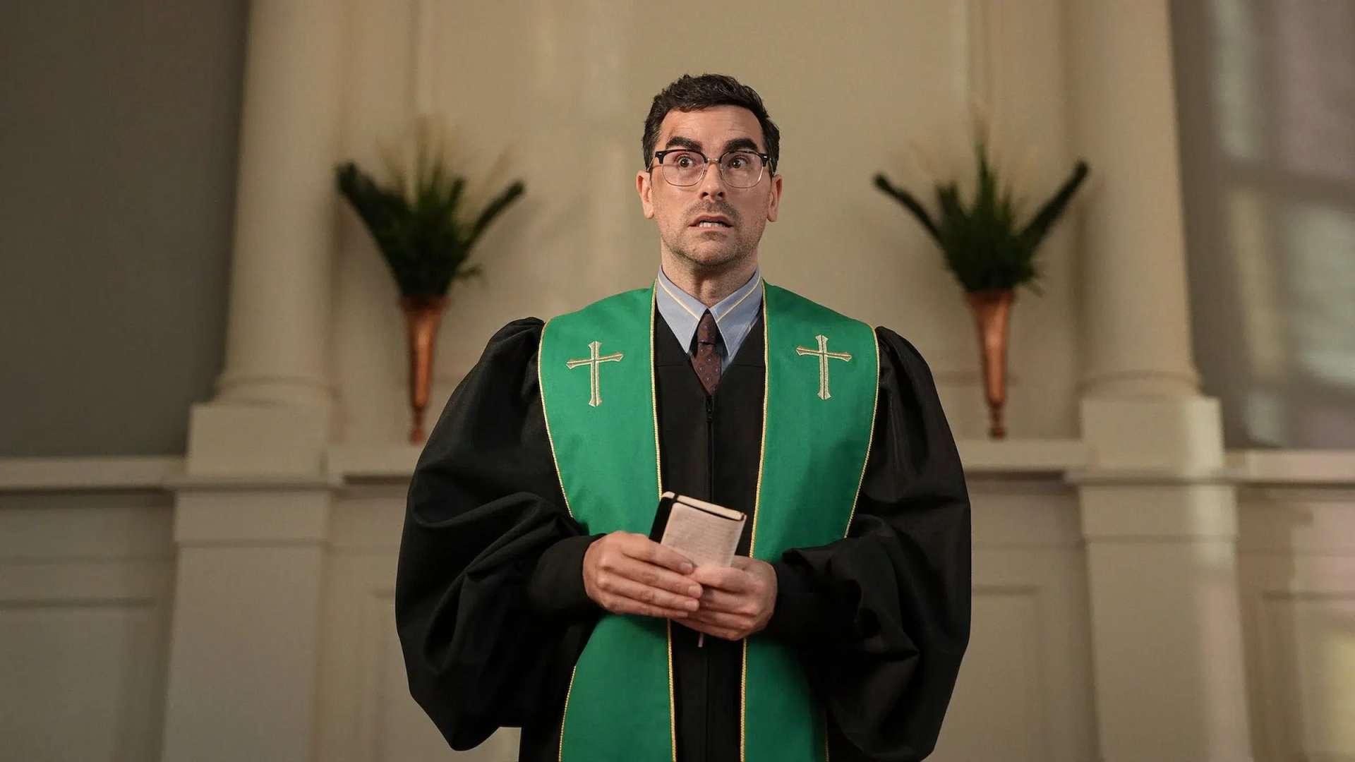 ‘Big Mistakes’ Review: Should You Watch The New Drama From ‘Schitt’S Creek’ Co-Creator Dan Levy?