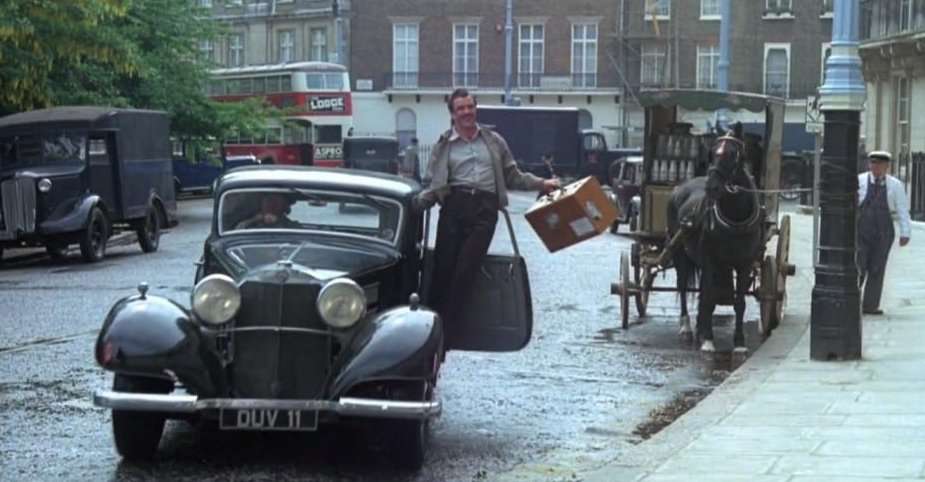 15 Photos Remembering Just How Cool Tom Selleck Really Was | Den of Geek