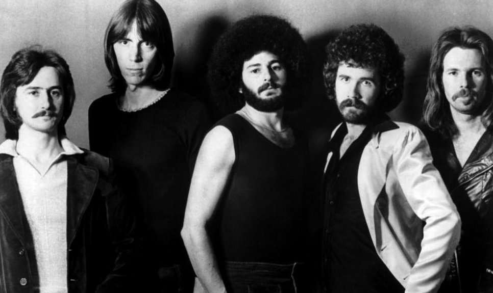 15 Performers Who Aren't in the Rock & Roll Hall of Fame But Probably Should Be | Den of Geek