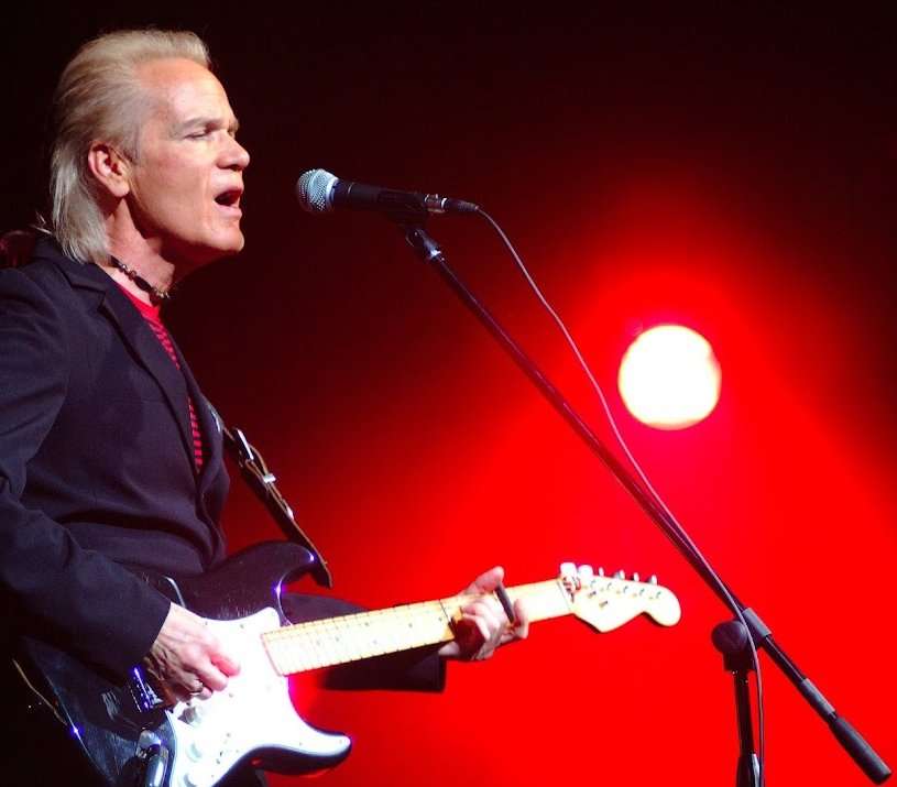 14 Songs You Never Realized Went Number 1 | Den of Geek