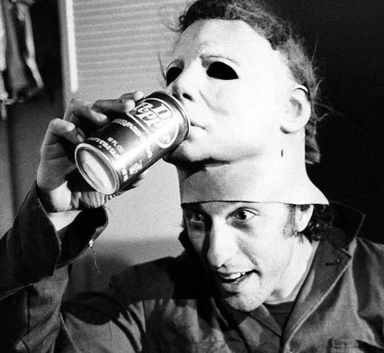 15 '80s Movie Stars Living Their Life On Set | Den of Geek