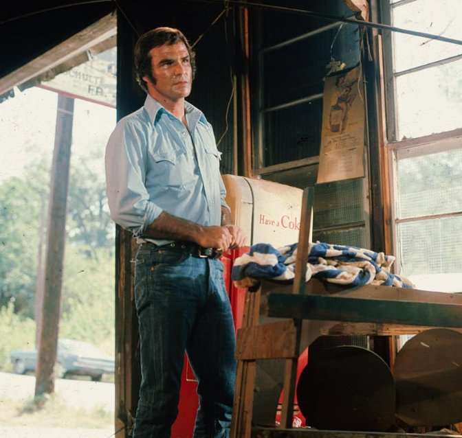15 Burt Reynolds Movies That Couldn't Be More 1970s | Den of Geek