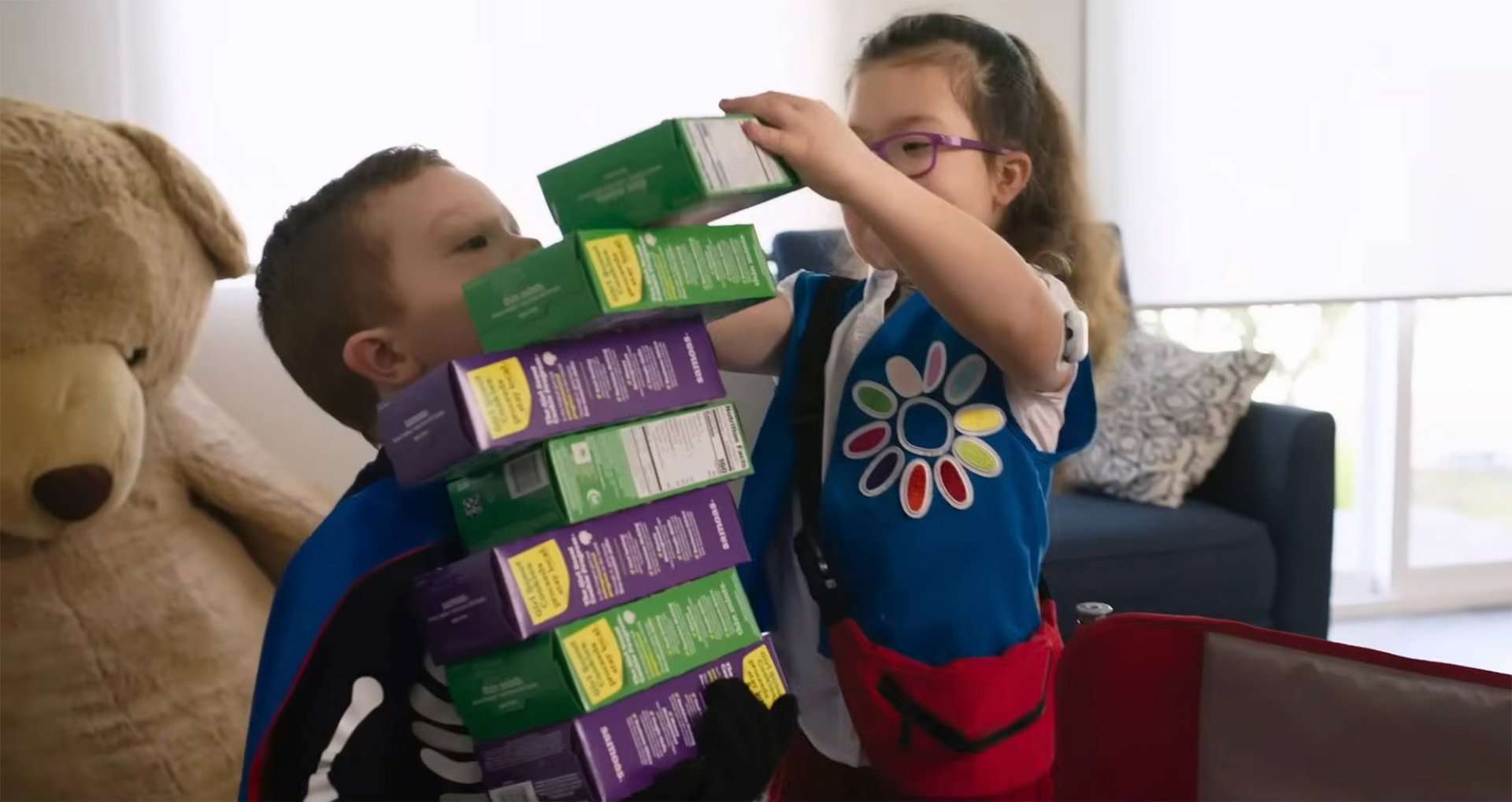 'Cookie Queens' Doc Trailer - Following 4 Girl Scout Cookies Sellers | FirstShowing.net