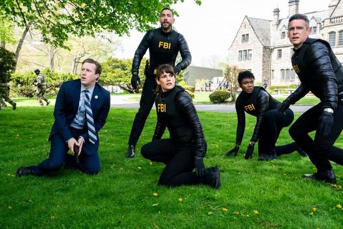 Ring of Fire Zeeko Zaki as Special Agent Omar Adom ‘OA’ Zidan, Katherine Renee Kane as Special Agent Tiffany Wallace, Missy Peregrym as Special Agent Maggie Bell and John Boyd as Special Agent Stuart Scola in FBI.