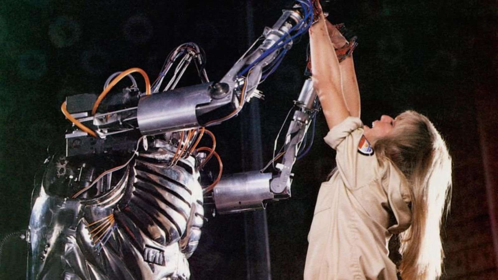 15 Funny Mistakes Movies Let Into the Final Product | Den of Geek