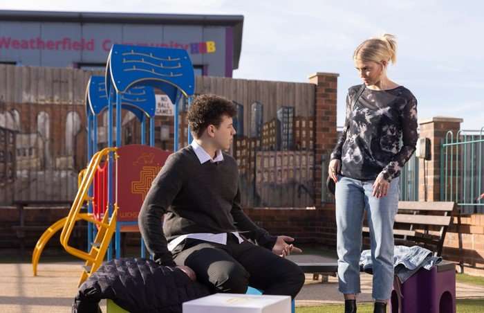 Will and Bethany have an argument at the precinct in Coronation Street
