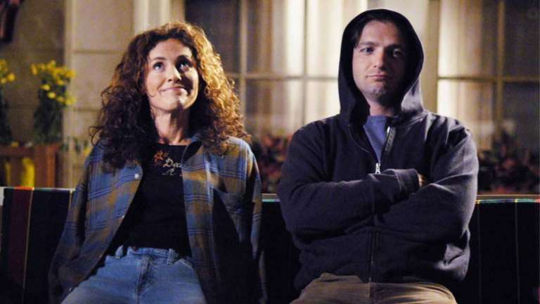 15 Popular Shows We've Never Heard Anyone Mention | Den of Geek