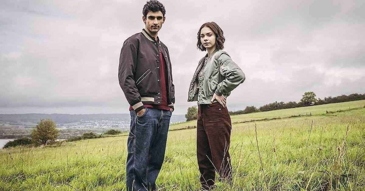 A Good Girl&rsquo;s Guide to Murder Season 2 Trailer Previews Return of Wednesday Star&rsquo;s Netflix Show