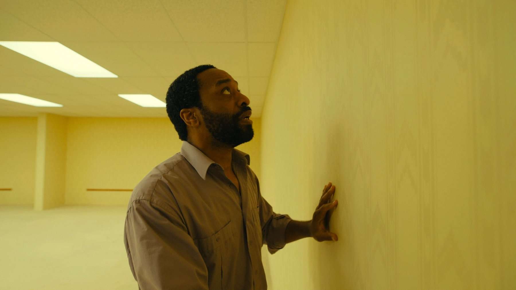 Backrooms Review: A24 Expansion of YouTube Series Goes in Circles | Den of Geek