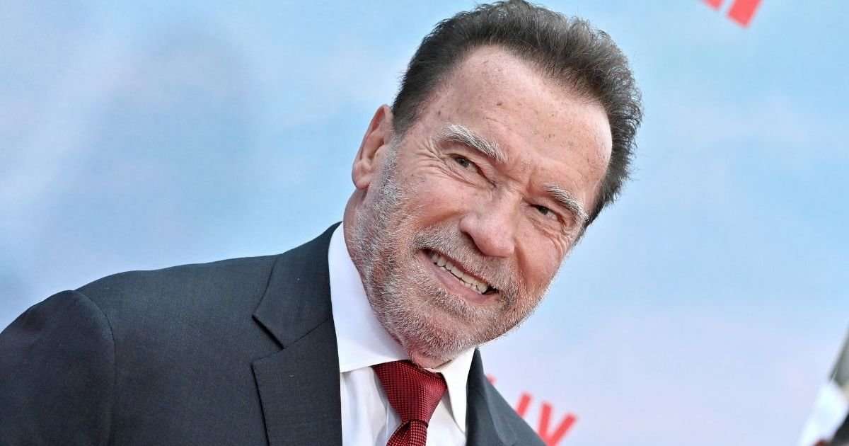Beloved Arnold Schwarzenegger Sci-Fi Movie Returns to Theaters This Month
