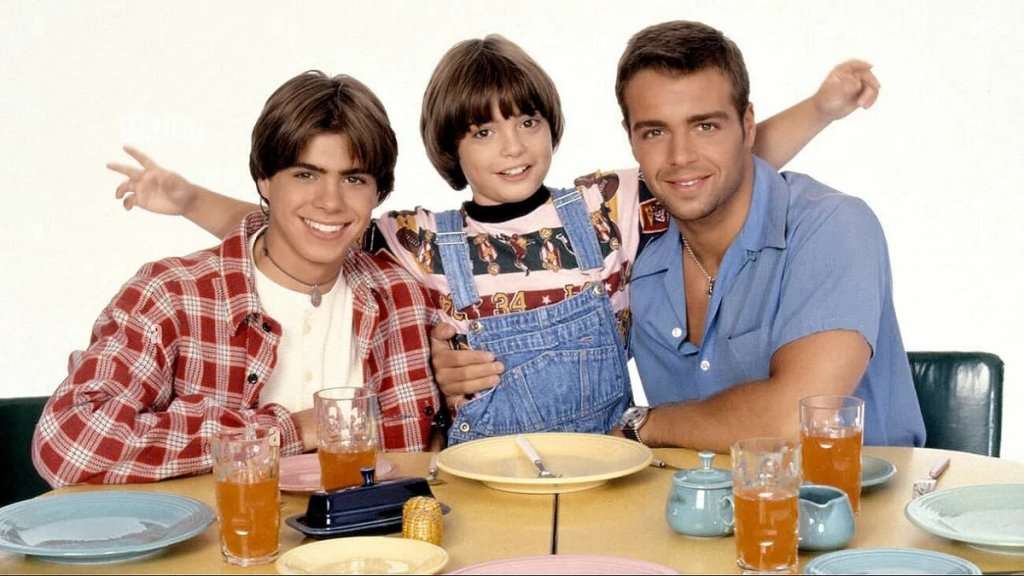 15 People Share the '90s Show They're Convinced Only They Remember | Den of Geek