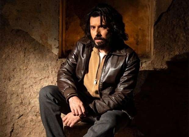 Divyenndu shares intense BTS glimpse of Dev from Glory