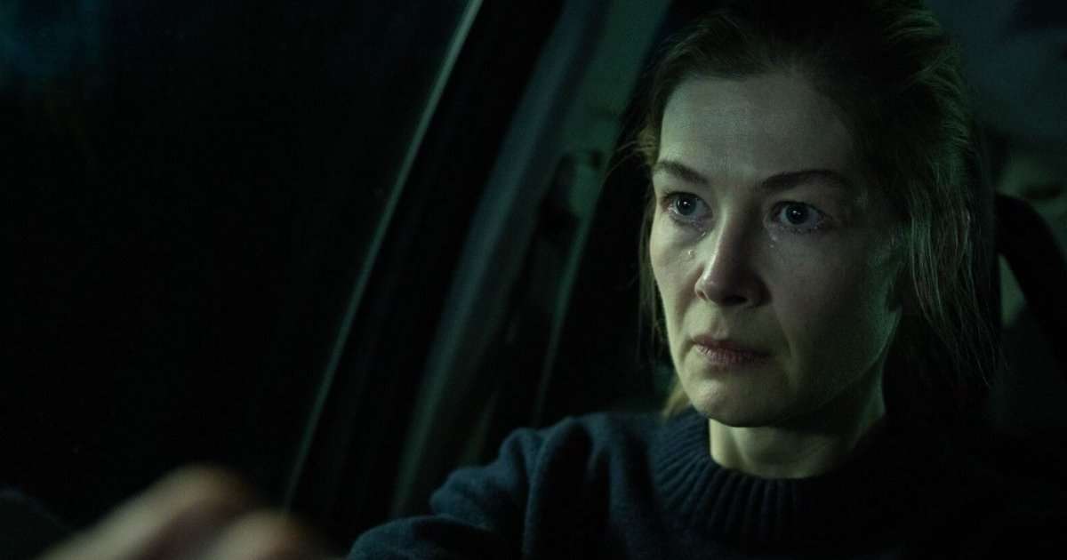 Hulu Adds Rosamund Pike & Matthew Rhys&rsquo; Shocking Horror Movie Today