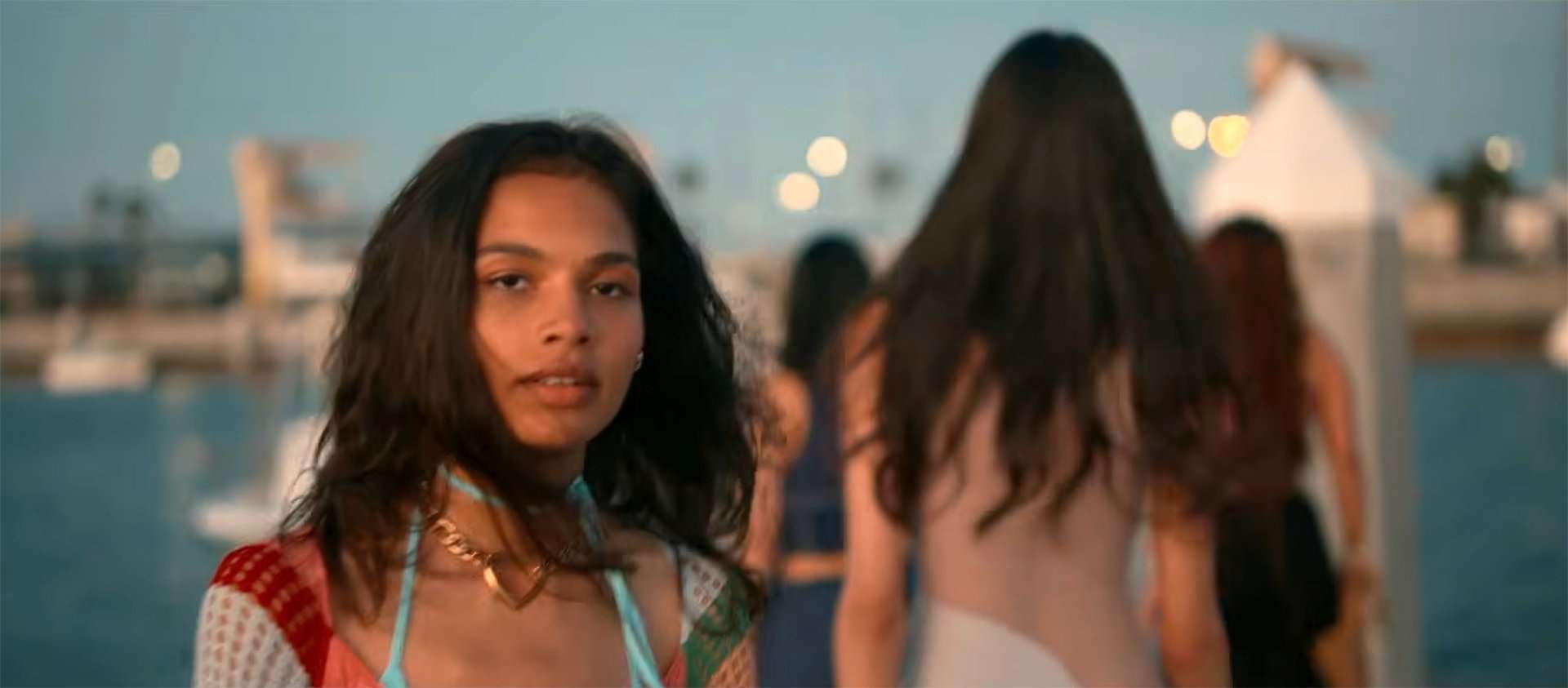 Joshua Tree Girls Trip Gone Awry in 'Find Your Friends' Thriller Trailer | FirstShowing.net