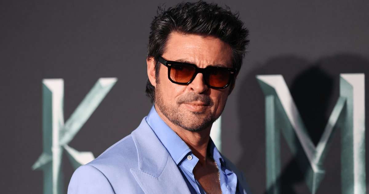 Karl Urban Picks the &lsquo;Worst Superpower&rsquo; & Accidentally Mocks 2 Huge Marvel-DC Heroes