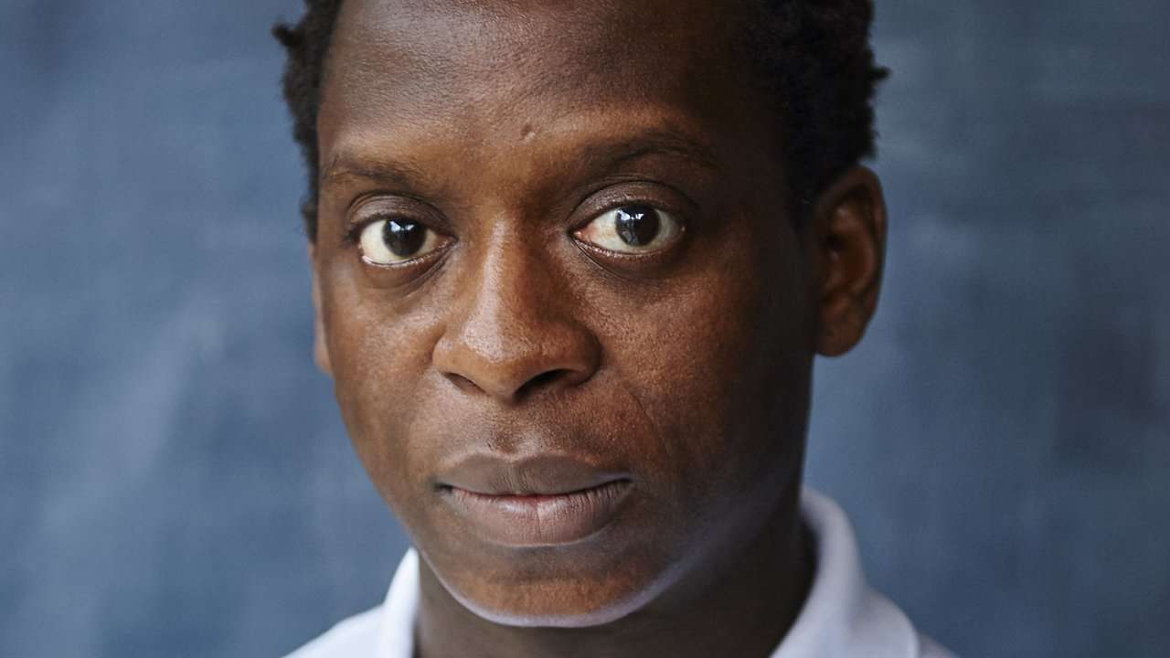 Kobna Holdbrook Smith As Francis