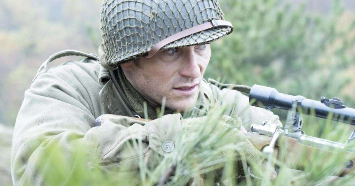 Lucky Strike Trailer: Scott Eastwood & Colin Hanks Star in World War II Movie