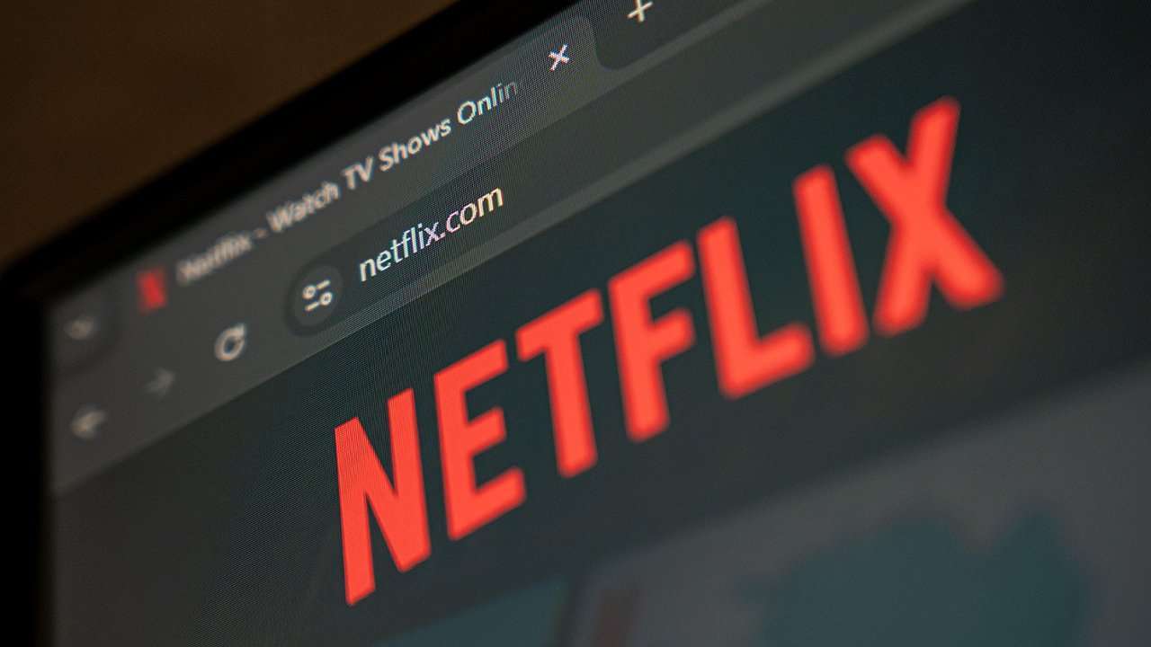 Netflix Quietly Removes A-Z and Other Sorting Filters from Web UI