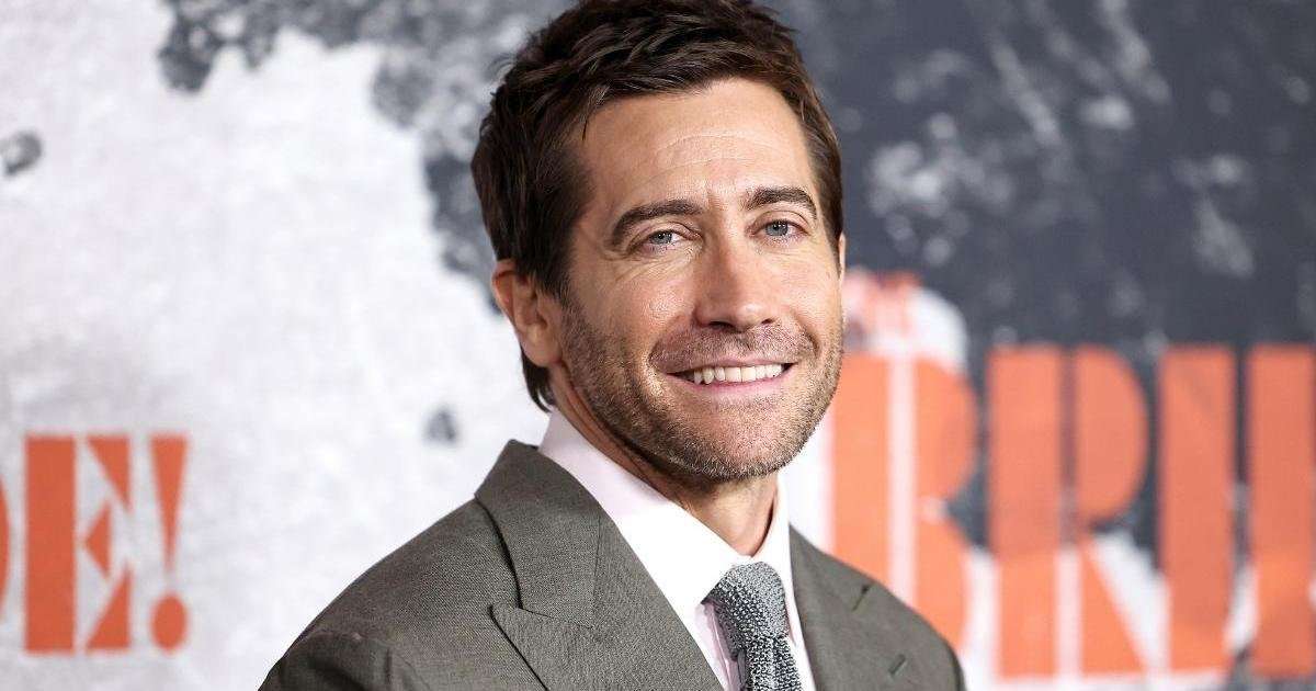 Peacock Adds Jake Gyllenhaal & Isabela Merced's Divisive Adventure Movie Today